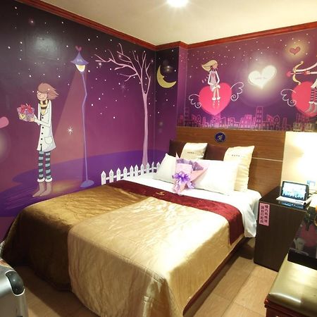 Golden Swallow Hotel Hsinchu City Exterior photo