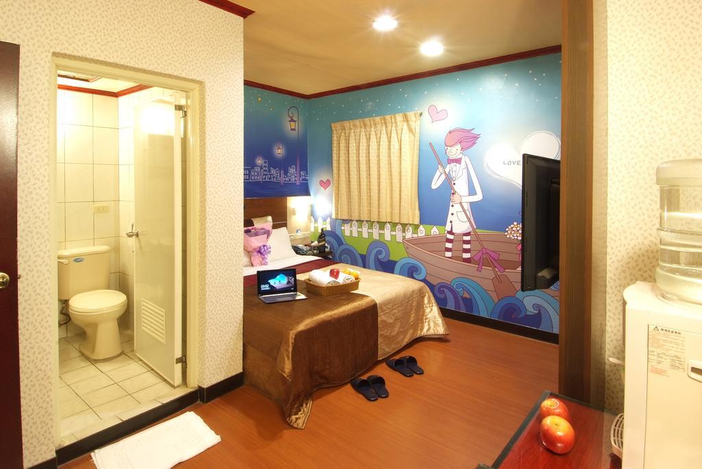 Golden Swallow Hotel Hsinchu City Room photo
