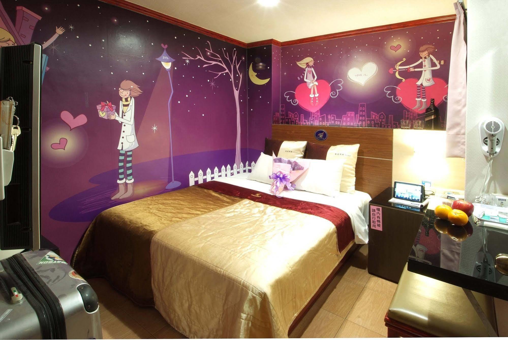 Golden Swallow Hotel Hsinchu City Exterior photo